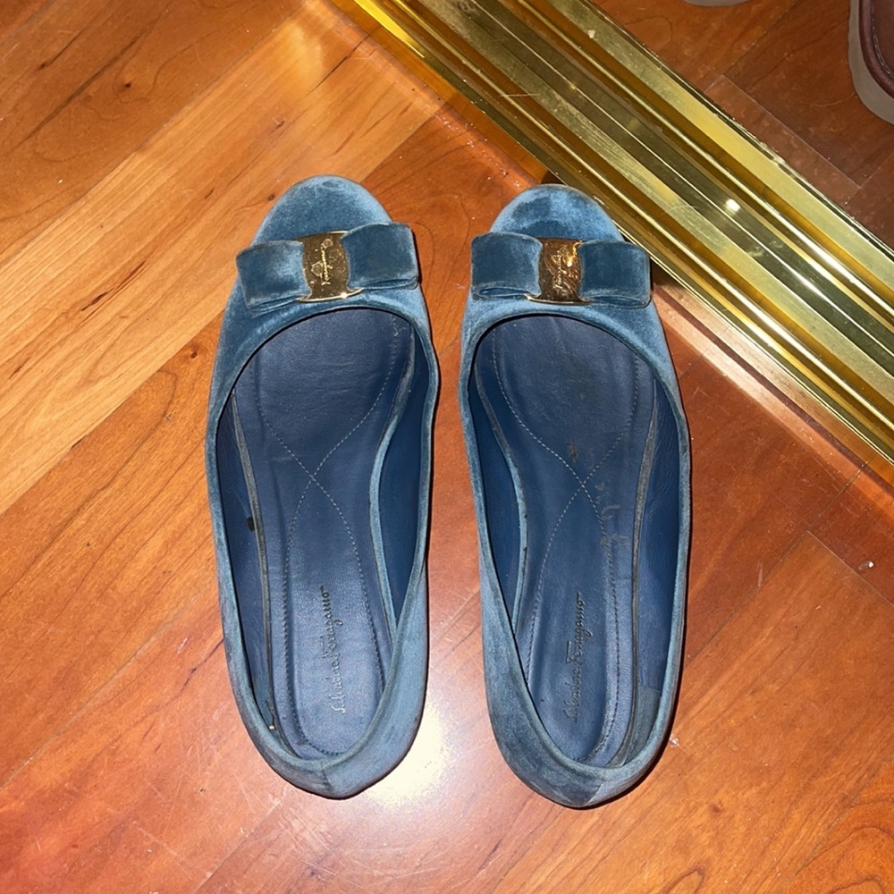 Used - Picture 3 of 3